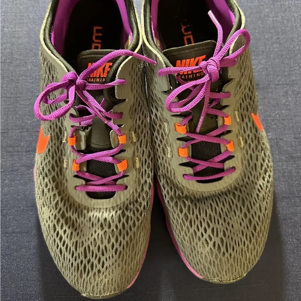 Women’s Nike Training Zoom Fit Sneakers Size 9 - Gray / Purple
